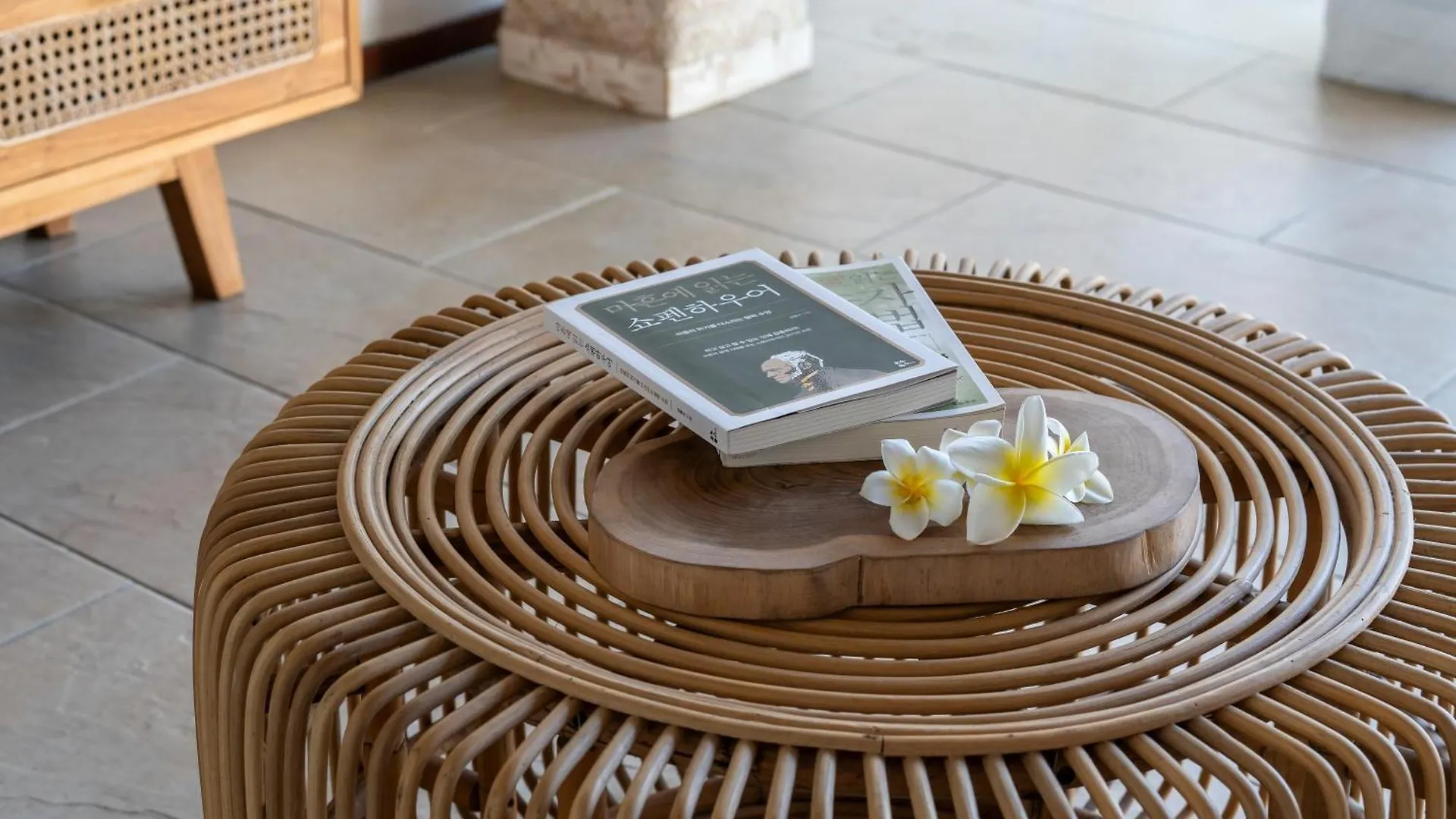 Free Pick-Up Balinese Style Tropical Private Pool Villa With 2 Bedrooms Seminyak